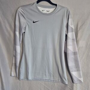 Nike Womens Dri-FIT Long Sleeve Gray FTBLL/SOCC Training Top Size S‎